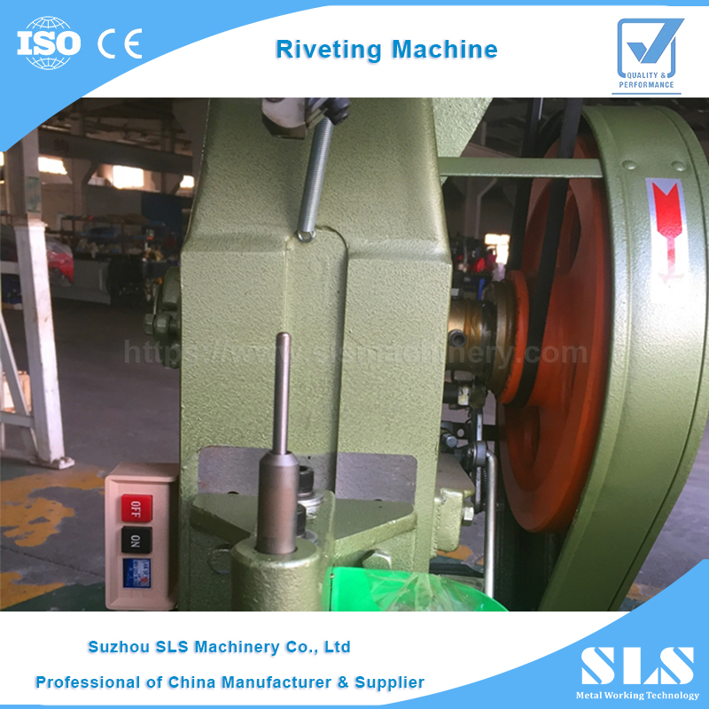Máquina de prensa neumática hidretera de metal Máquina de aluminio Solidio Solidio Automático Máquina de remachado